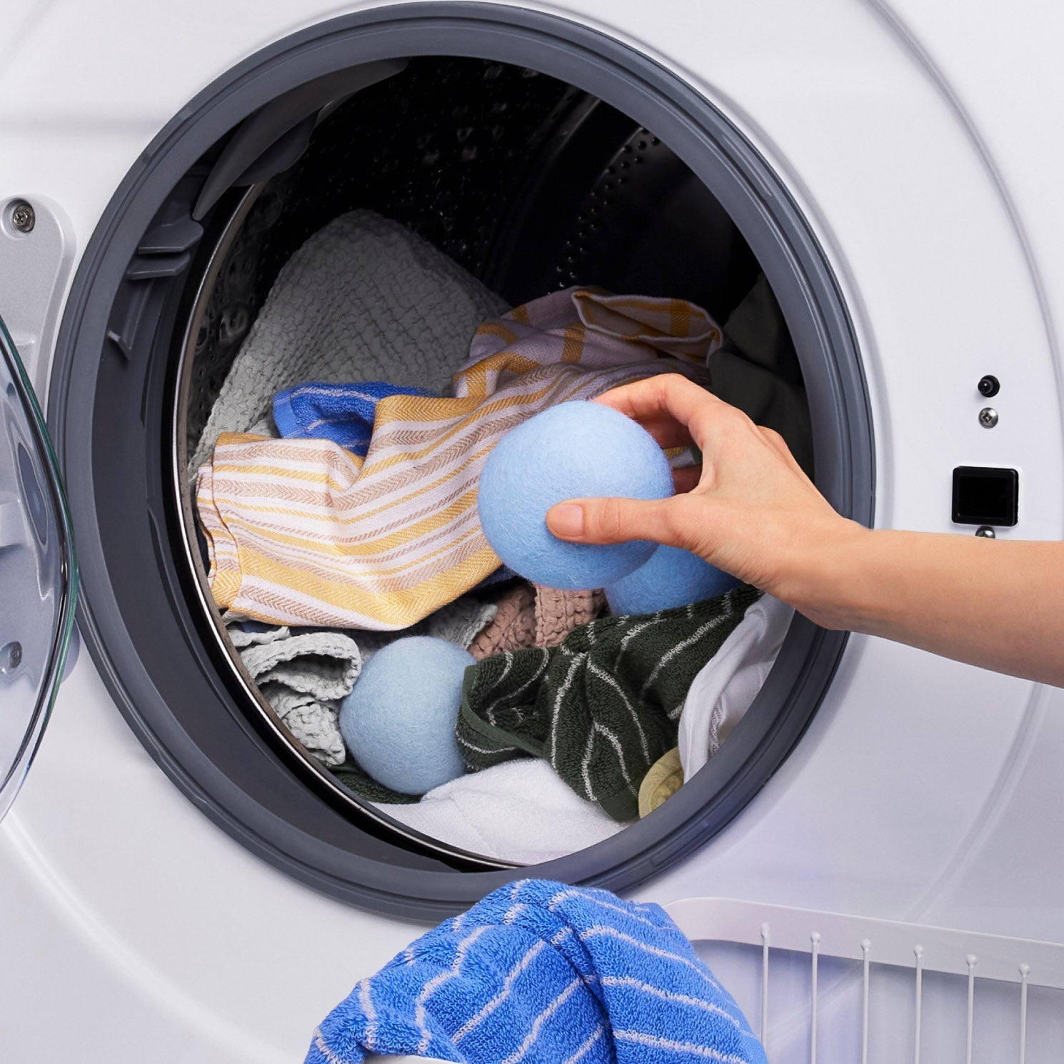 Laundry Essentials Kit